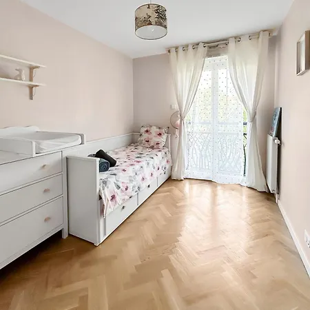 Appartement Balcon Prive Parking & Fibre Proche Paris