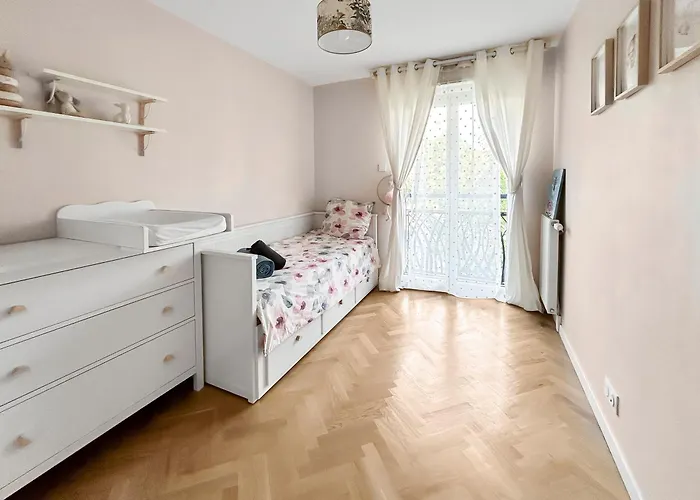 Appartement Balcon Privé Parking&fibre Proche Paris
